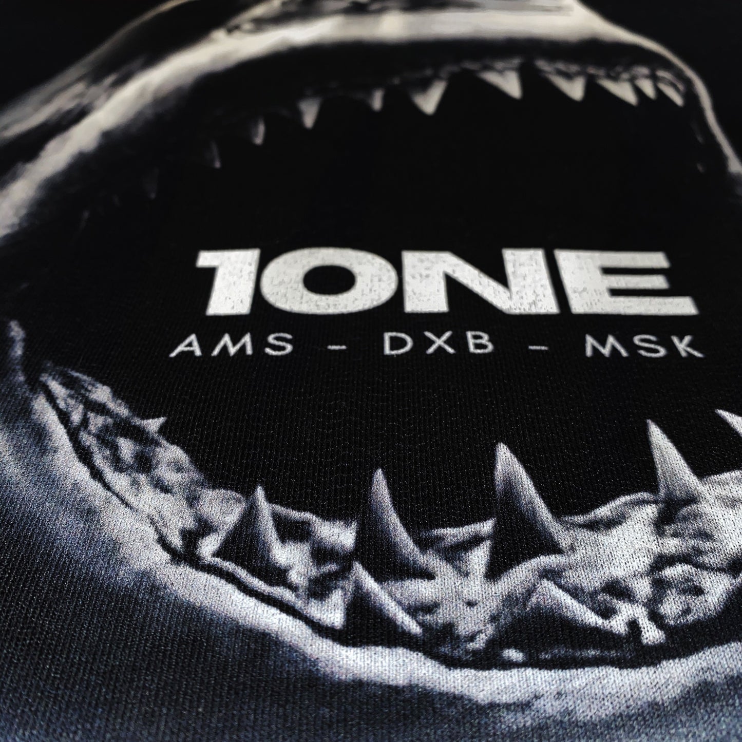 FASHION WEEK GREAT WHITE SHARK HOODIE (S3)