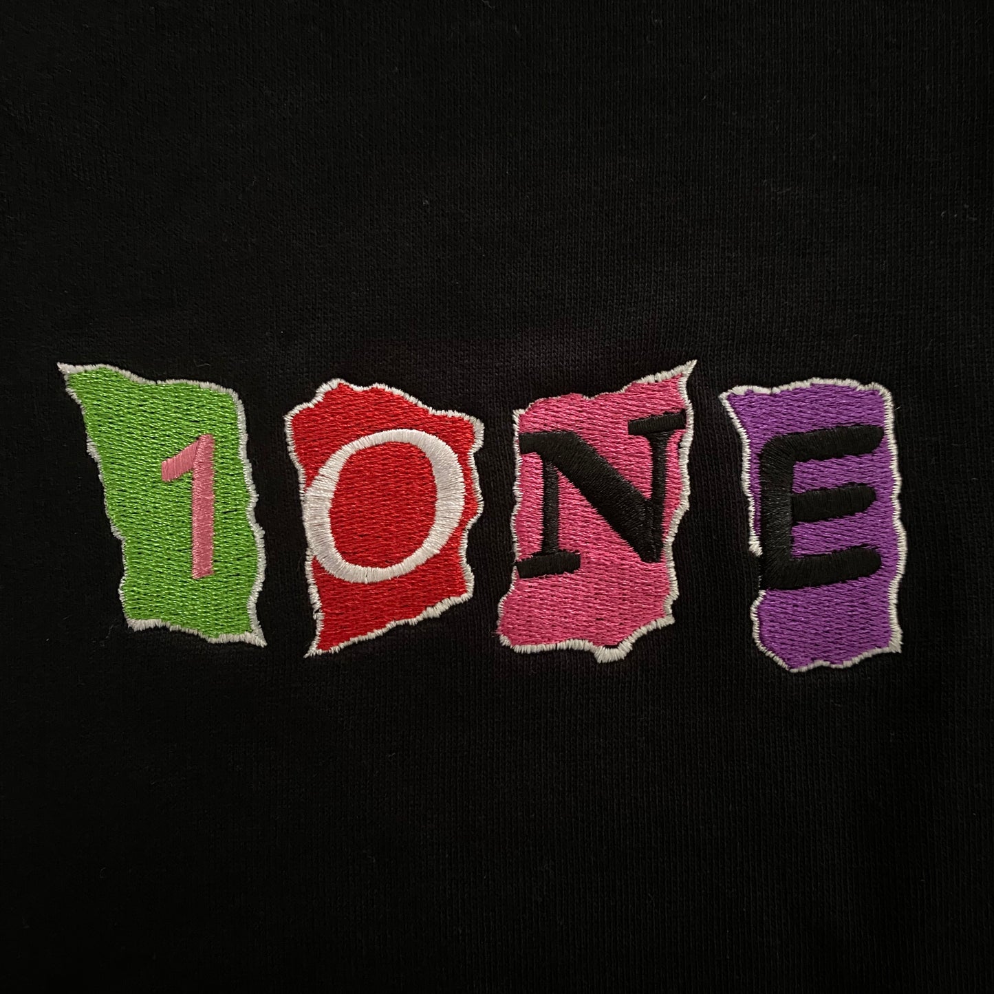 1ONE PAPER CUT CREWNECK (S2)